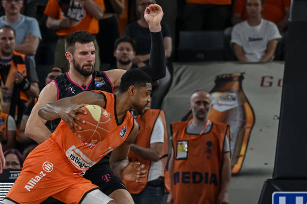 确立了领先 确立了领先