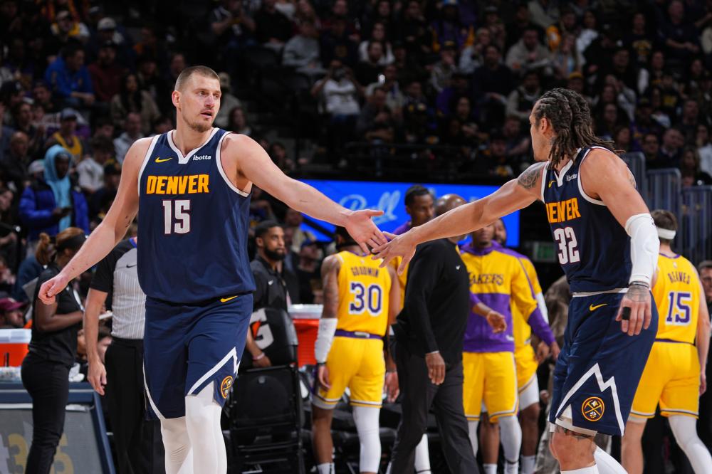 是球员都难 是球员都难