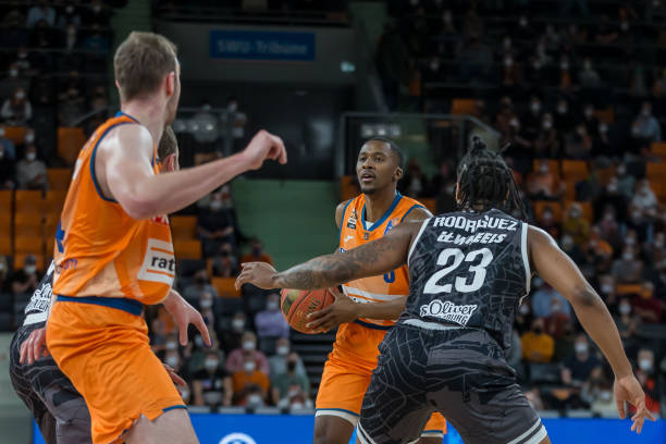 这一言论显 这一言论显